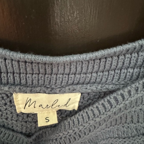 Marled Soft Gray Knit Top - Picture 2 of 4